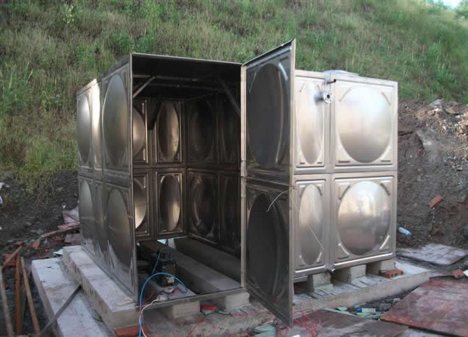 江西省吉安市安?？h滸坑鎮(zhèn)定做不銹鋼水箱